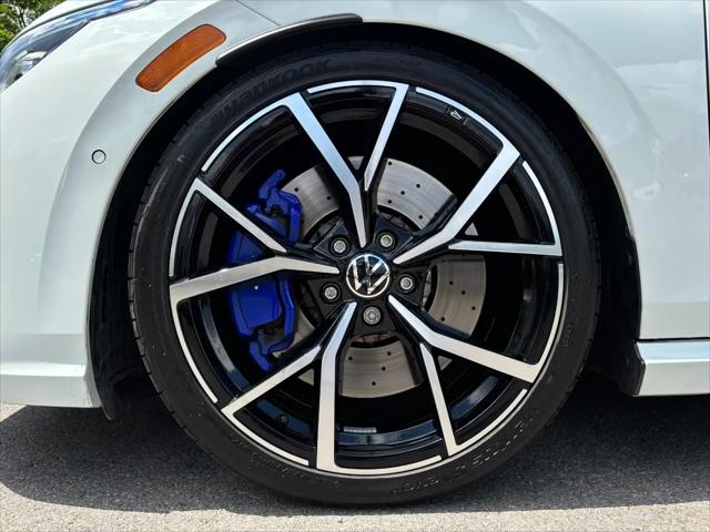 2024 Volkswagen Golf R 2.0T