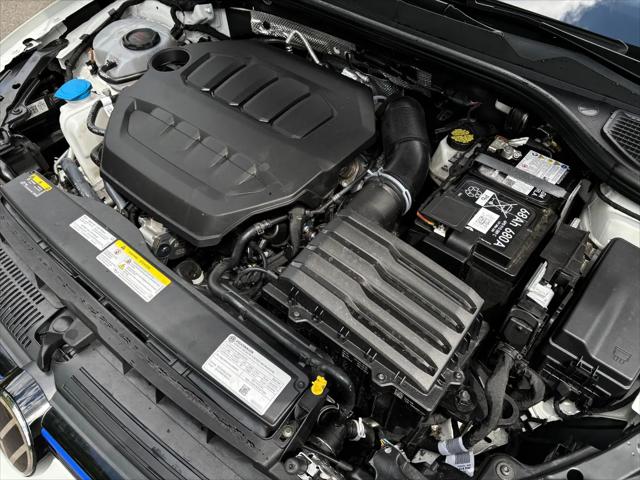 2024 Volkswagen Golf R 2.0T