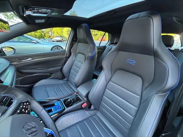 2024 Volkswagen Golf R 2.0T