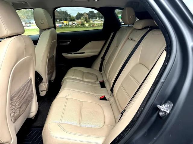 2017 Jaguar F-PACE 35t Prestige