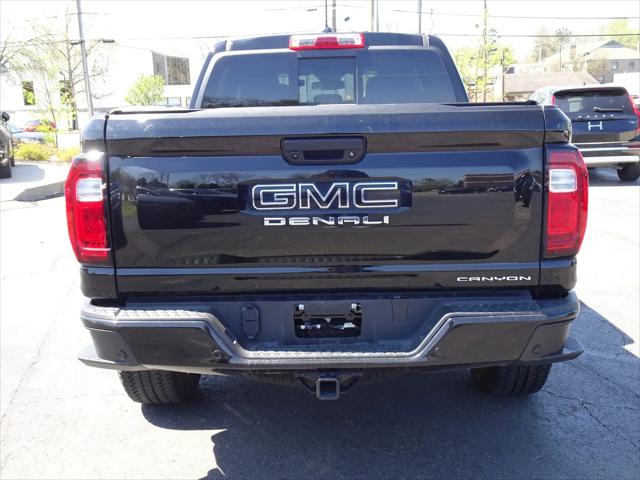2024 GMC Canyon 4WD Denali