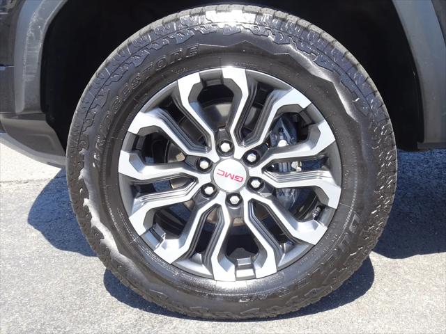 2024 GMC Canyon 4WD Denali