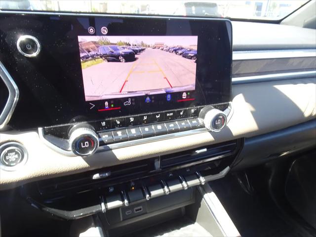 2024 GMC Canyon 4WD Denali