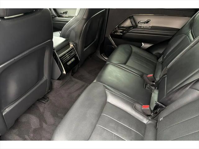 2025 Land Rover Range Rover Sport P360 SE