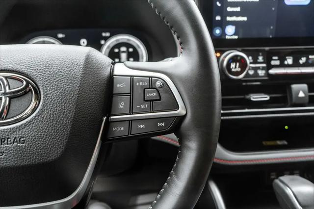 2025 Toyota Highlander XSE