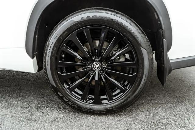 2025 Toyota Highlander XSE