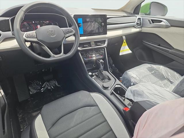 2026 Volkswagen Taos SEL