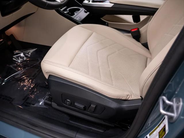 2025 BMW X2 xDrive28i