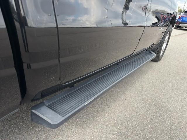 2022 Ram 1500 Big Horn Crew Cab 4x4 5'7" Box