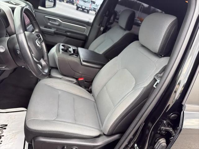 2022 Ram 1500 Big Horn Crew Cab 4x4 5'7" Box