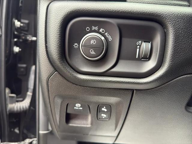 2022 Ram 1500 Big Horn Crew Cab 4x4 5'7" Box