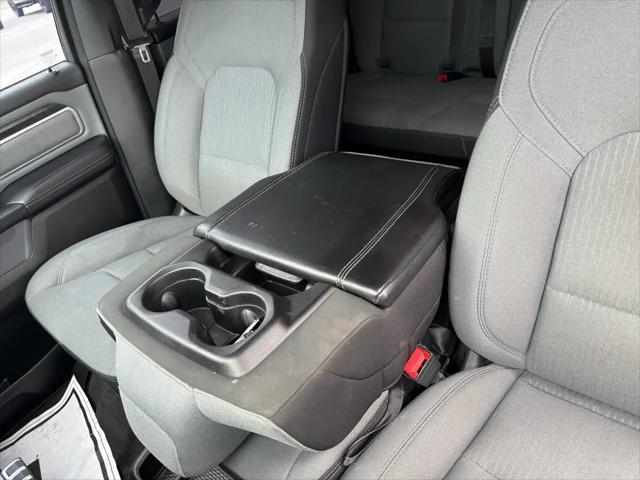 2022 Ram 1500 Big Horn Crew Cab 4x4 5'7" Box