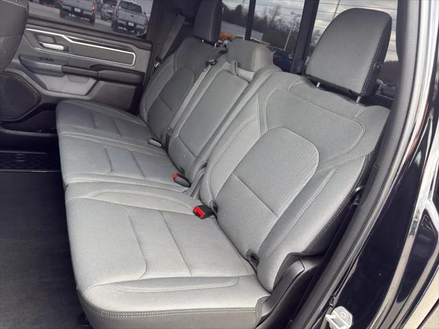 2022 Ram 1500 Big Horn Crew Cab 4x4 5'7" Box