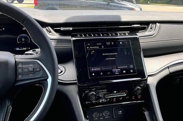 2026 Jeep Grand Cherokee L Laredo 4x4