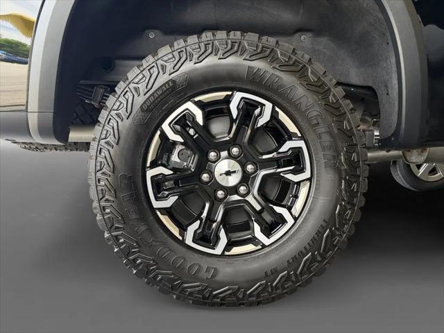 2026 Chevrolet Silverado 1500 4WD Crew Cab Short Bed ZR2