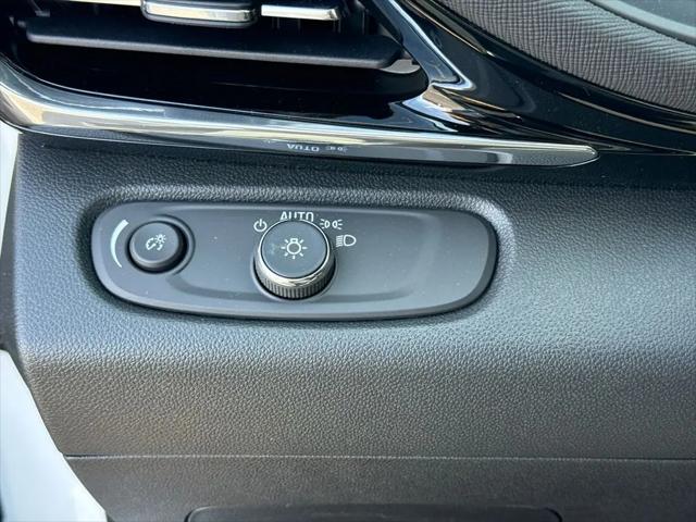 2026 Buick NV Sport Touring FWD