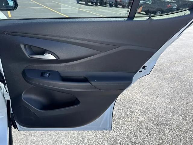 2026 Buick NV Sport Touring FWD