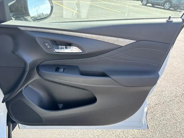 2026 Buick NV Sport Touring FWD