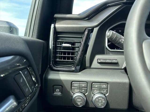 2026 GMC Sierra 2500HD Crew Cab, Standard Bed, AT4, 4WD
