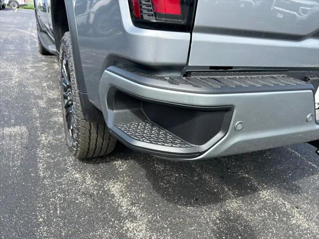 2026 GMC Sierra 2500HD Crew Cab, Standard Bed, AT4, 4WD