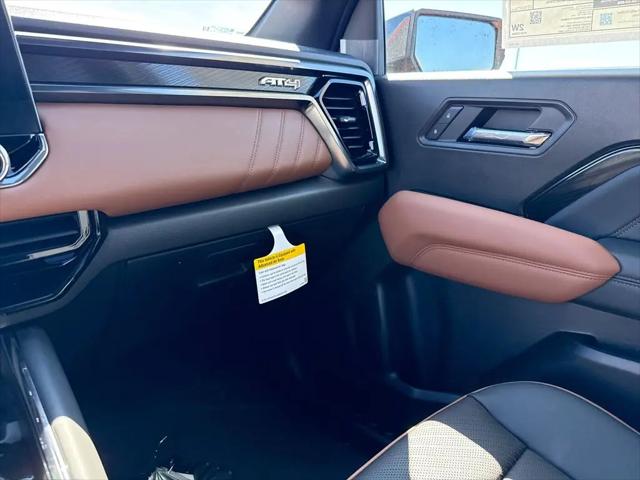 2026 GMC Canyon AT4, 4WD