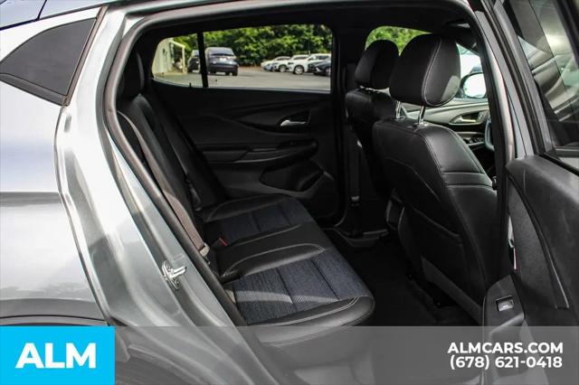 2025 Buick NV Preferred FWD