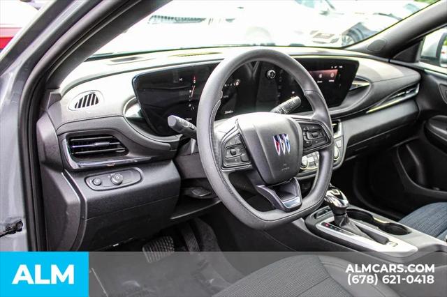 2025 Buick NV Preferred FWD