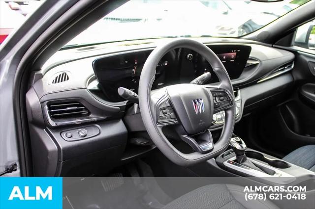 2025 Buick NV Preferred FWD
