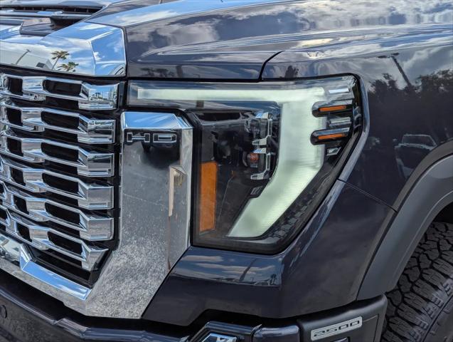 2026 GMC Sierra 2500HD Crew Cab, Standard Bed, Denali, 4WD