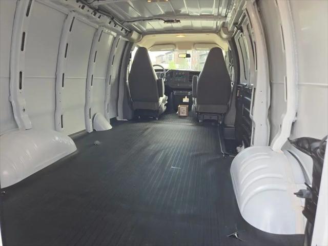 2026 GMC Savana Cargo 2500 Regular Wheelbase, Work Van, RWD