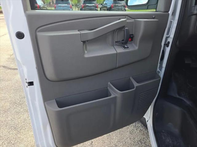 2026 GMC Savana Cargo 2500 Regular Wheelbase, Work Van, RWD
