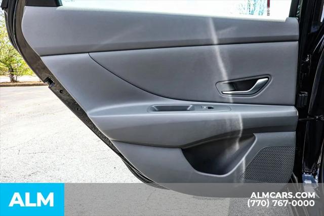 2025 Hyundai Elantra SEL Sport