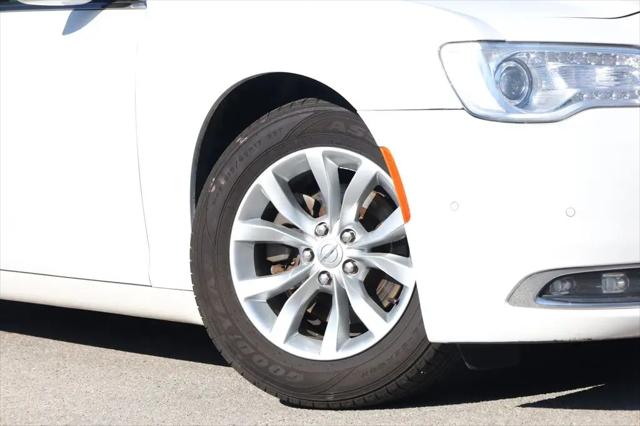2016 Chrysler 300 Anniversary Edition