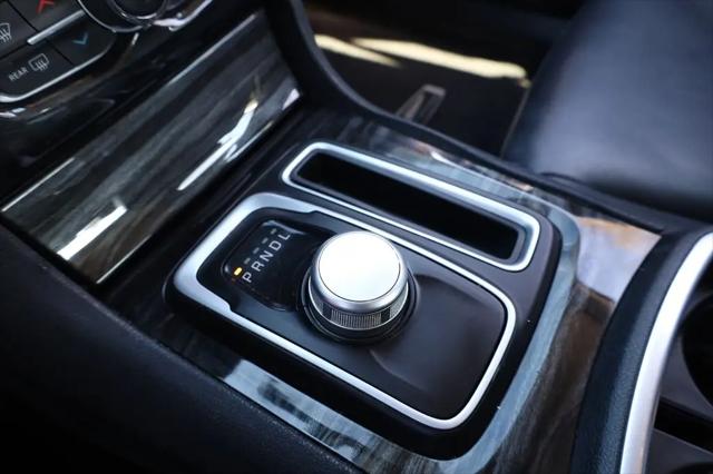 2016 Chrysler 300 Anniversary Edition