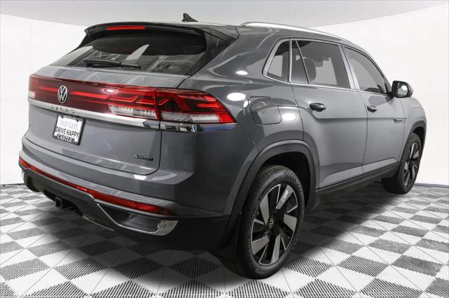 2026 Volkswagen Atlas Cross Sport SE with Technology