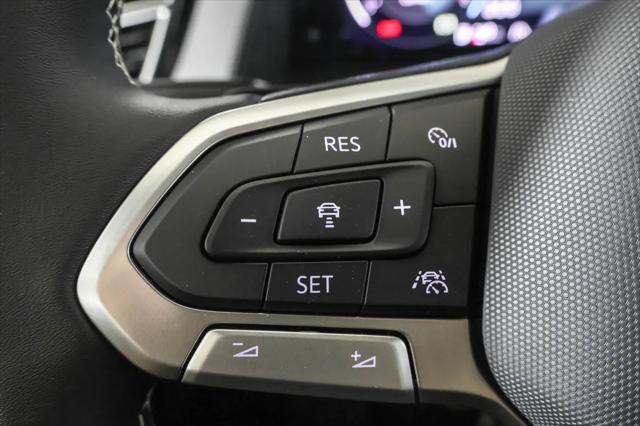 2026 Volkswagen Atlas Cross Sport SE with Technology