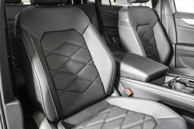 2026 Volkswagen Atlas Cross Sport SE with Technology