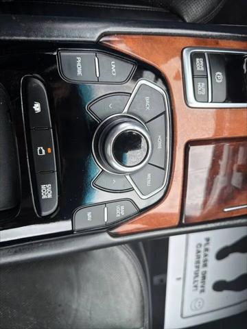 2016 Kia K900 Luxury 5.0L