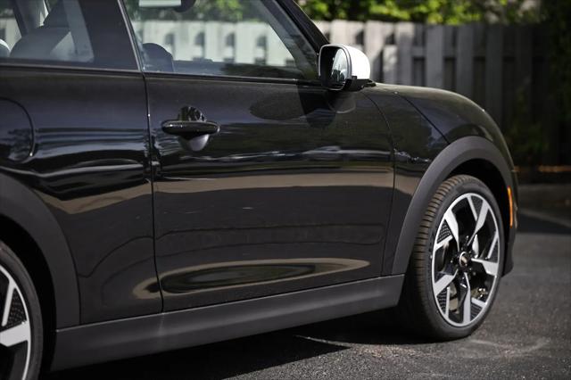 2026 MINI Hardtop Cooper