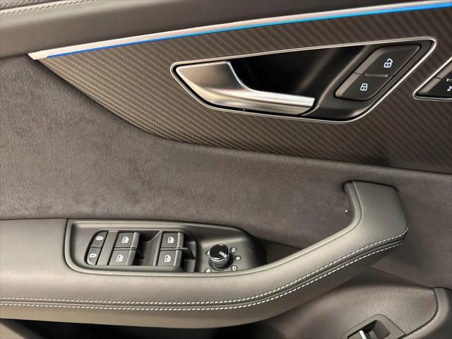 2026 Audi RS Q8 performance quattro tiptronic