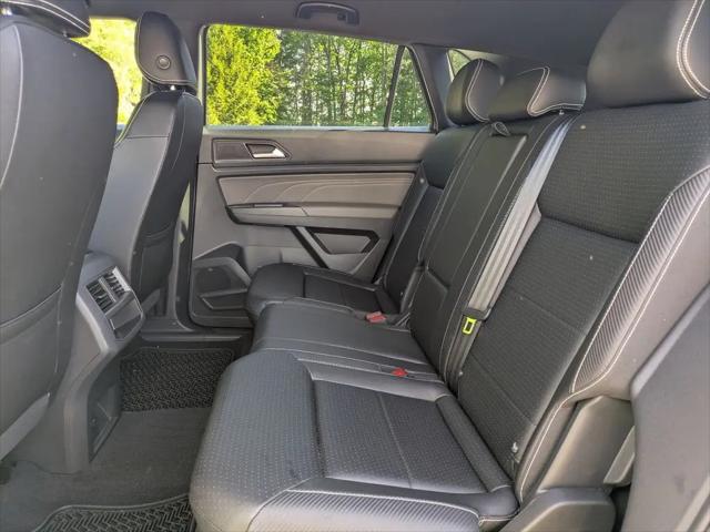 2023 Volkswagen Atlas Cross Sport 2.0T SE