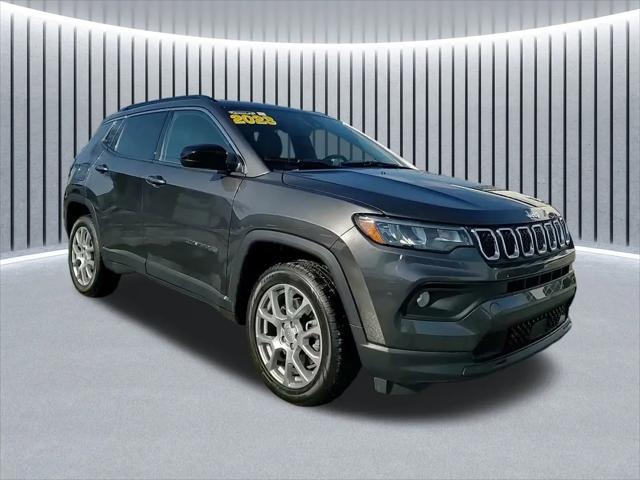 2023 Jeep Compass Latitude Lux FWD