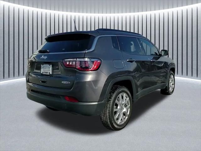 2023 Jeep Compass Latitude Lux FWD