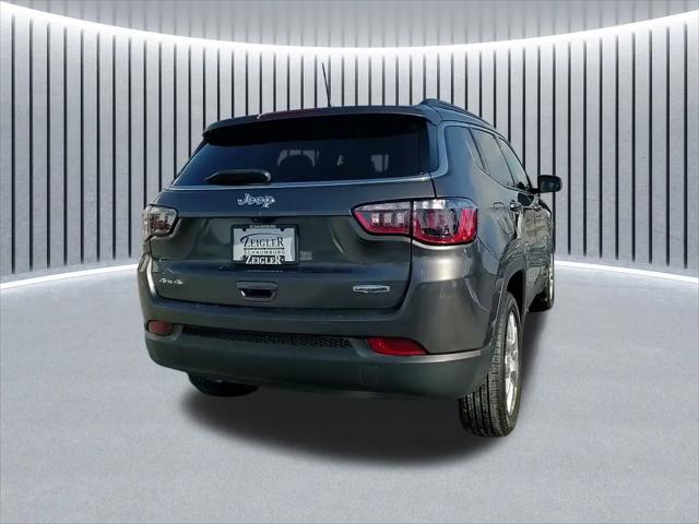 2023 Jeep Compass Latitude Lux FWD