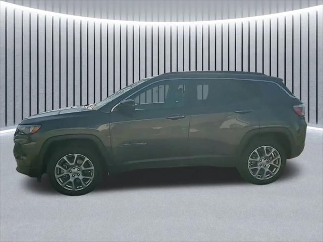 2023 Jeep Compass Latitude Lux FWD