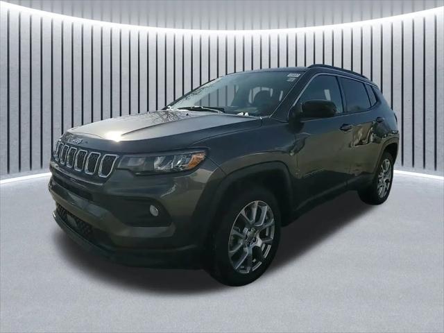 2023 Jeep Compass Latitude Lux FWD