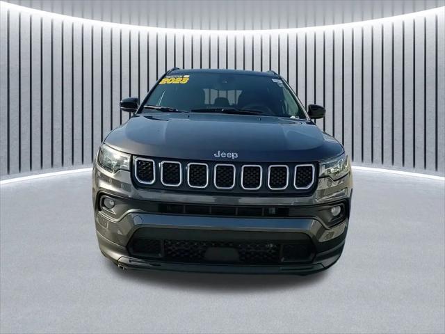 2023 Jeep Compass Latitude Lux FWD
