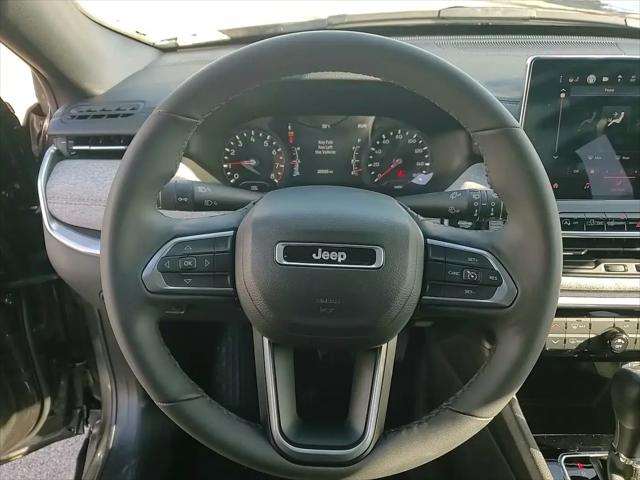2023 Jeep Compass Latitude Lux FWD