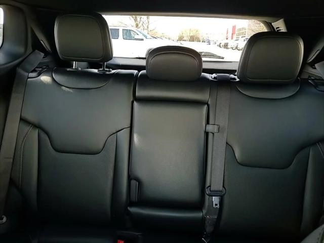 2023 Jeep Compass Latitude Lux FWD