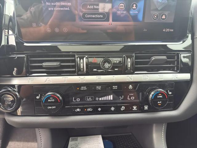2026 Nissan Pathfinder SV